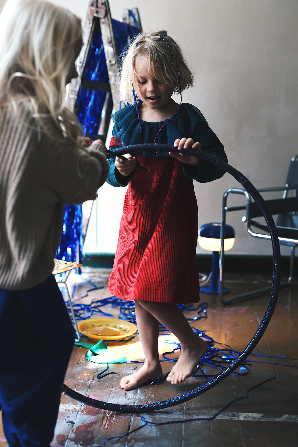 dark red jumper skirt- cloth took part in photo session