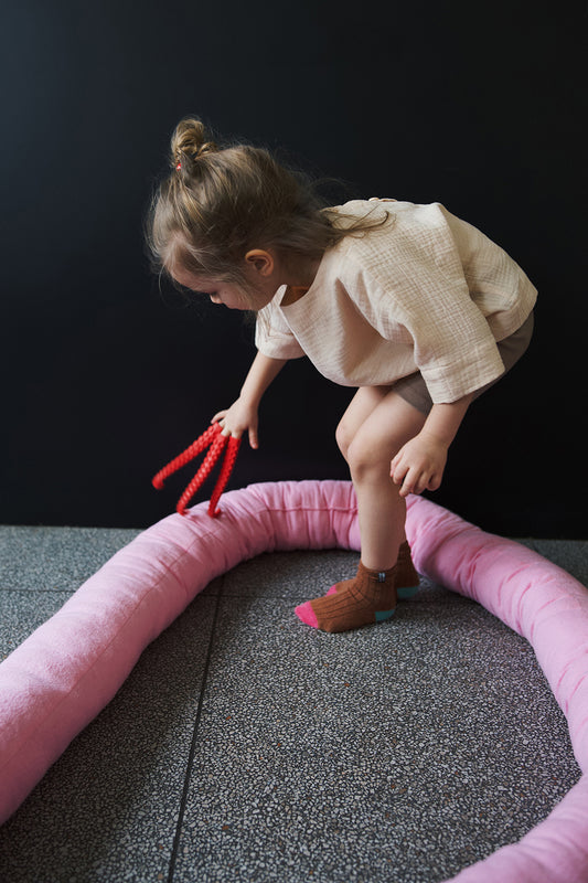 blouse with wooden buttons on the back