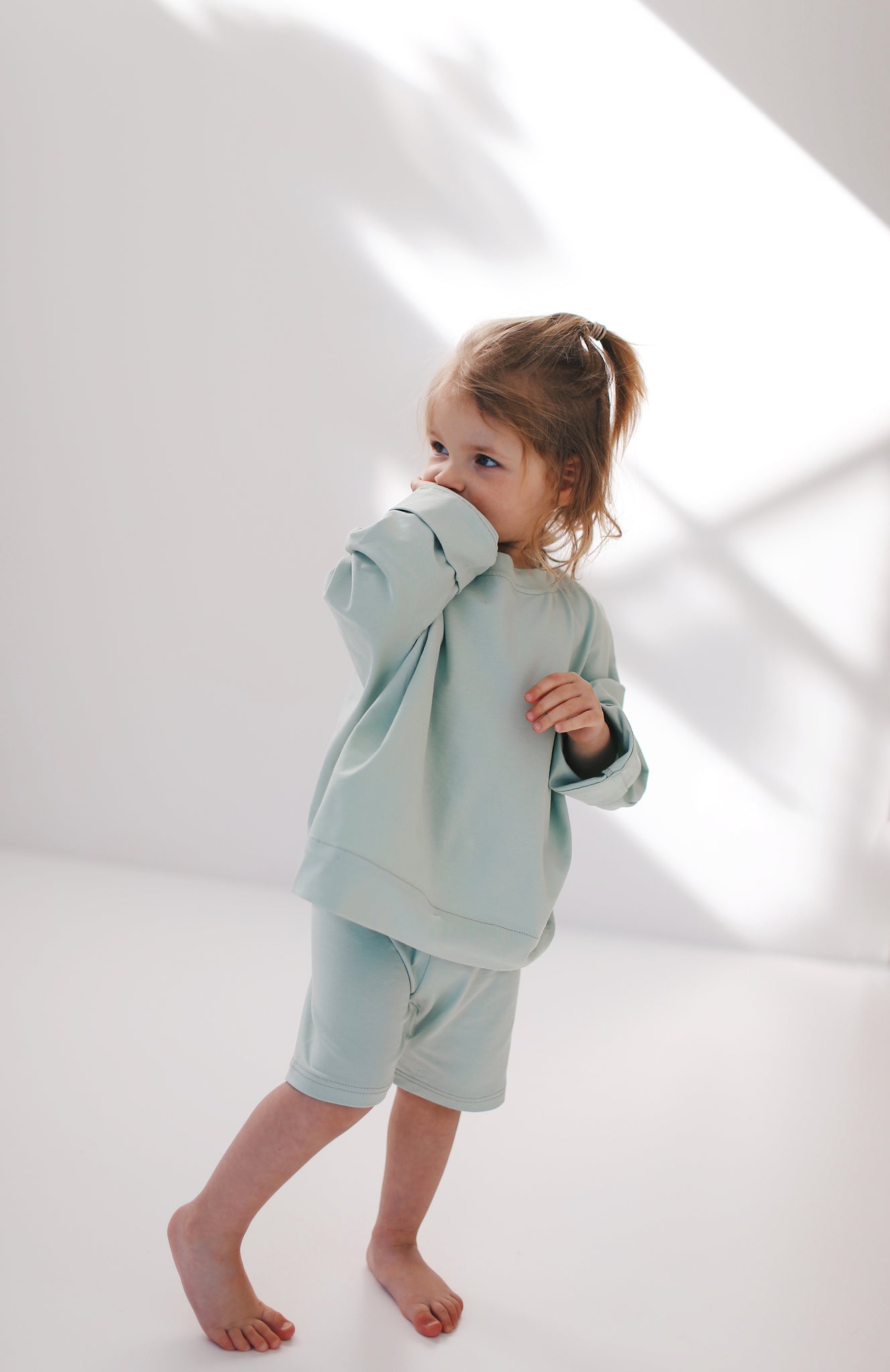 mint sweatshirt