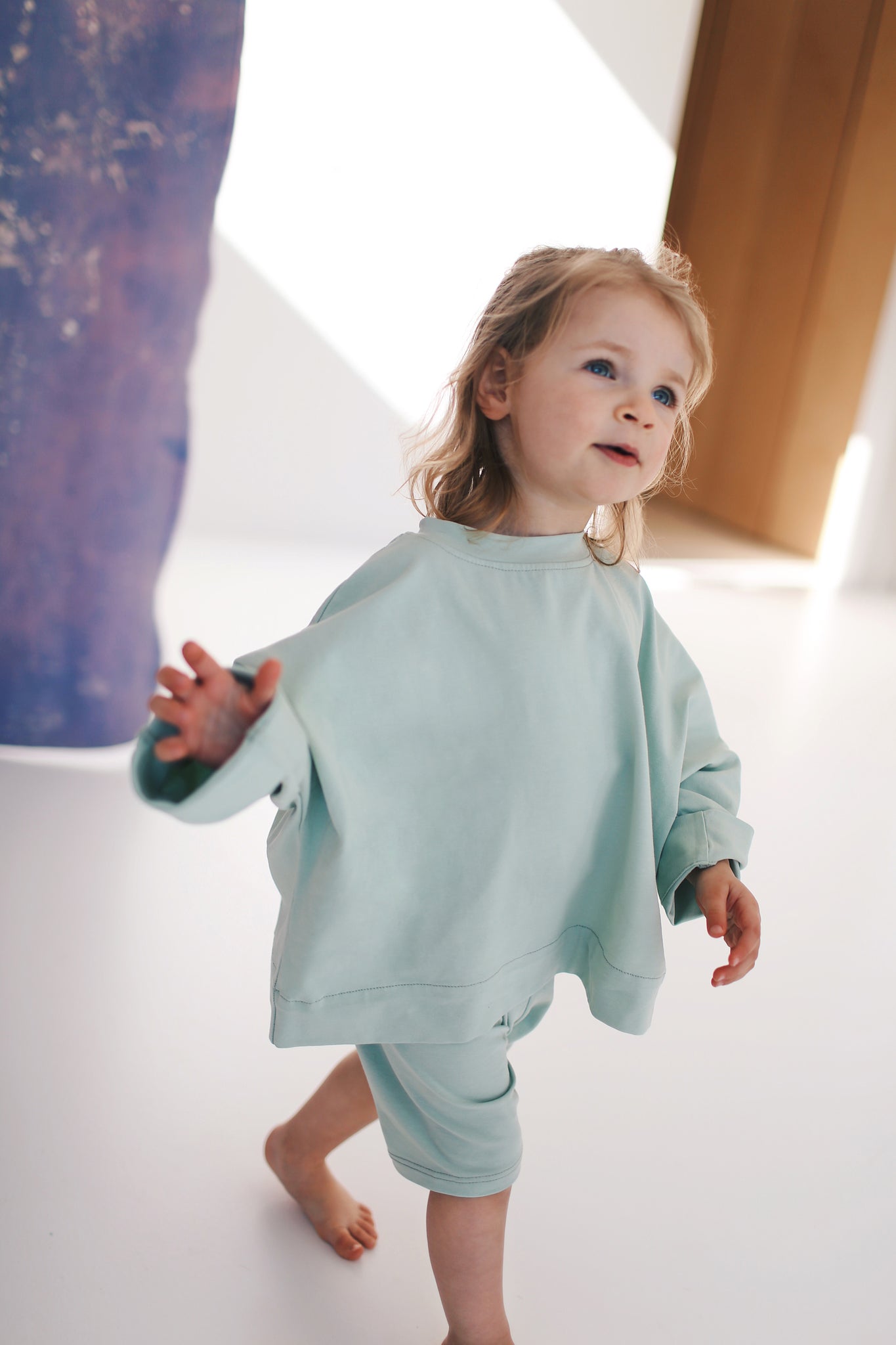 mint sweatshirt