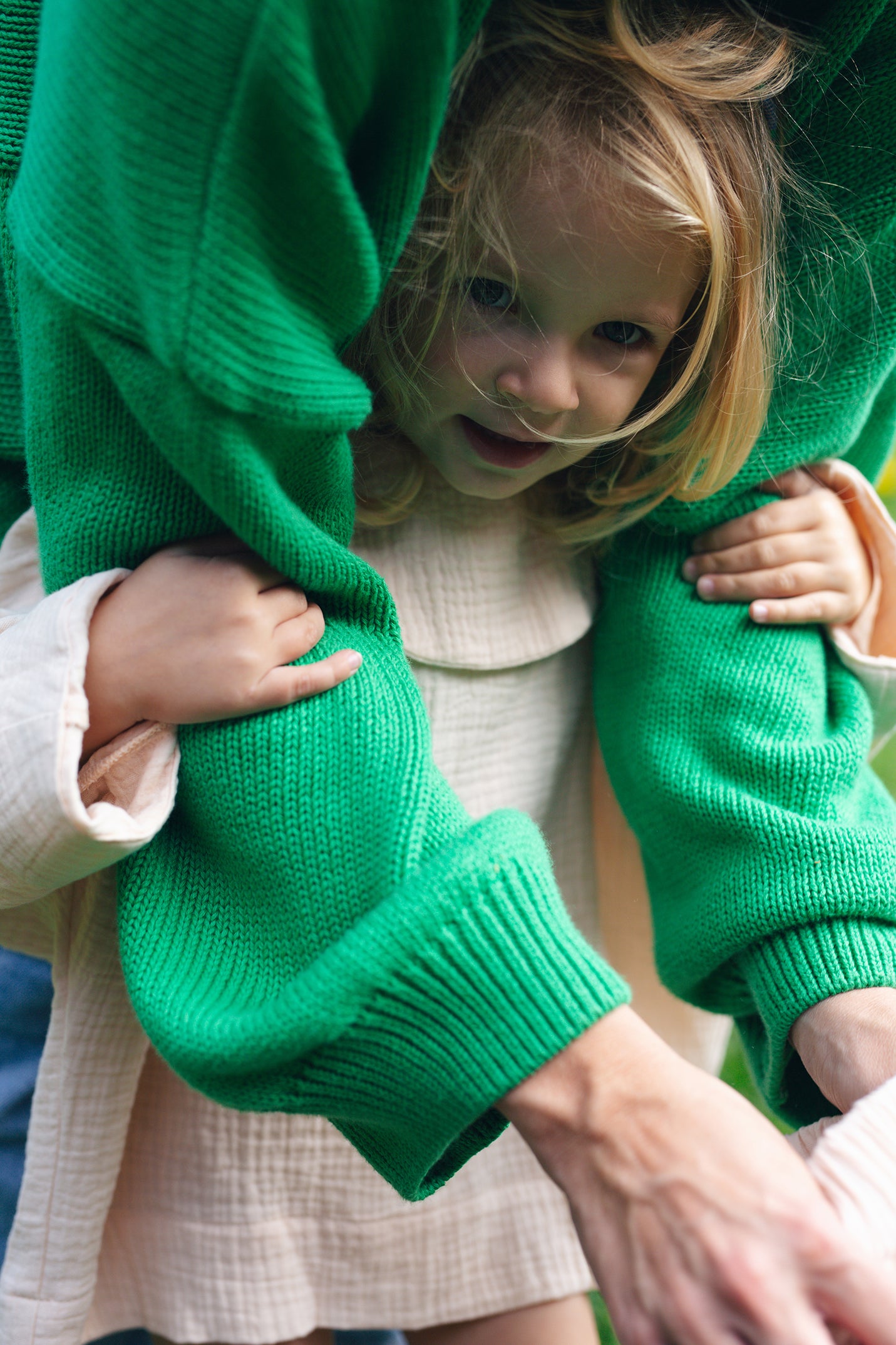 green chunky sweater for women
