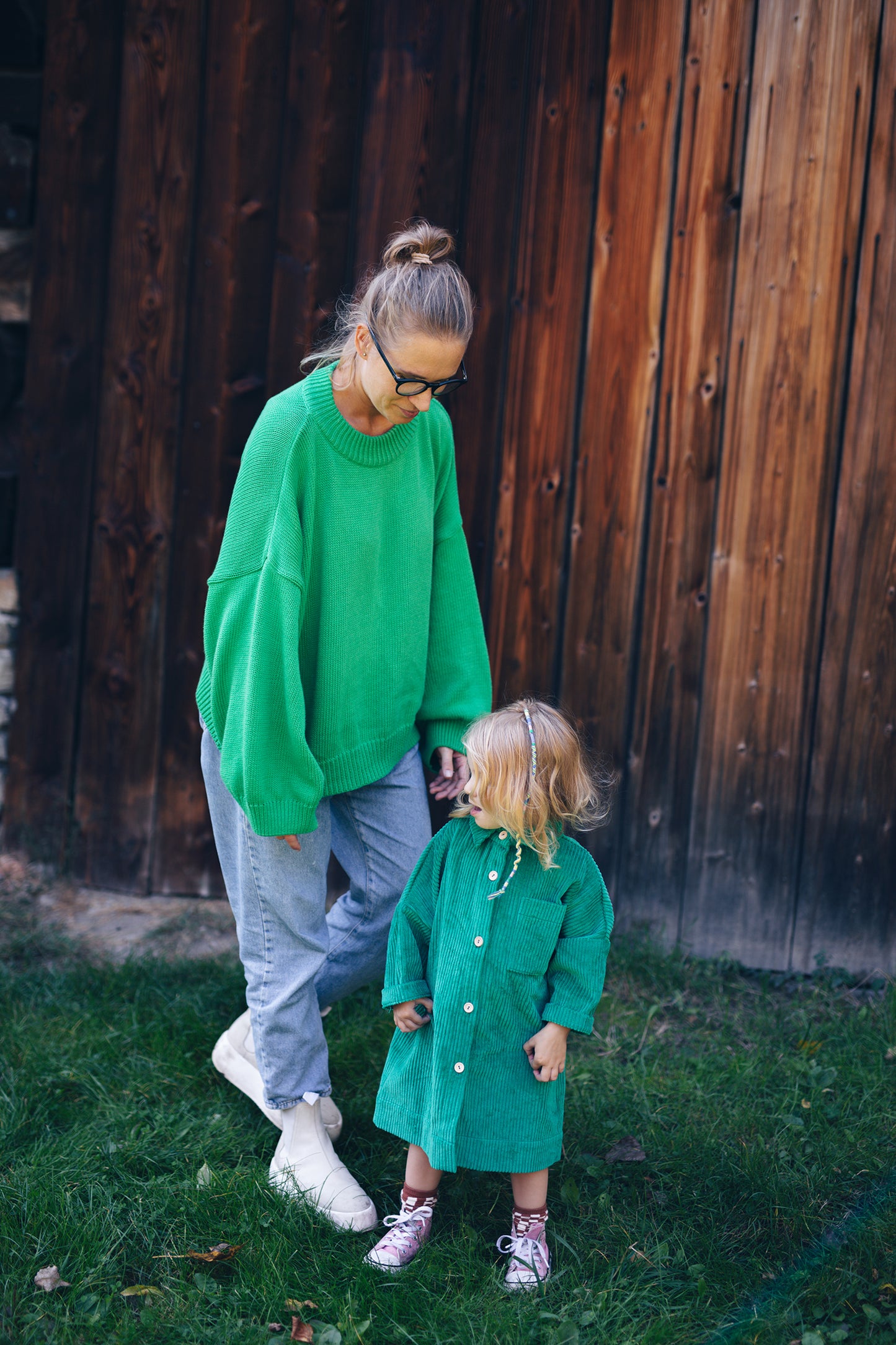 green chunky sweater for women