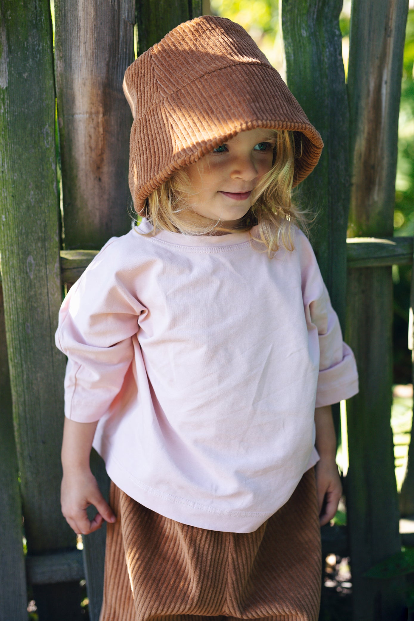 caramel bucket hat