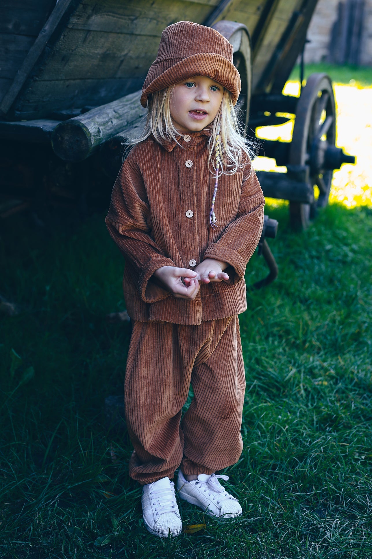 caramel trousers from corduroy