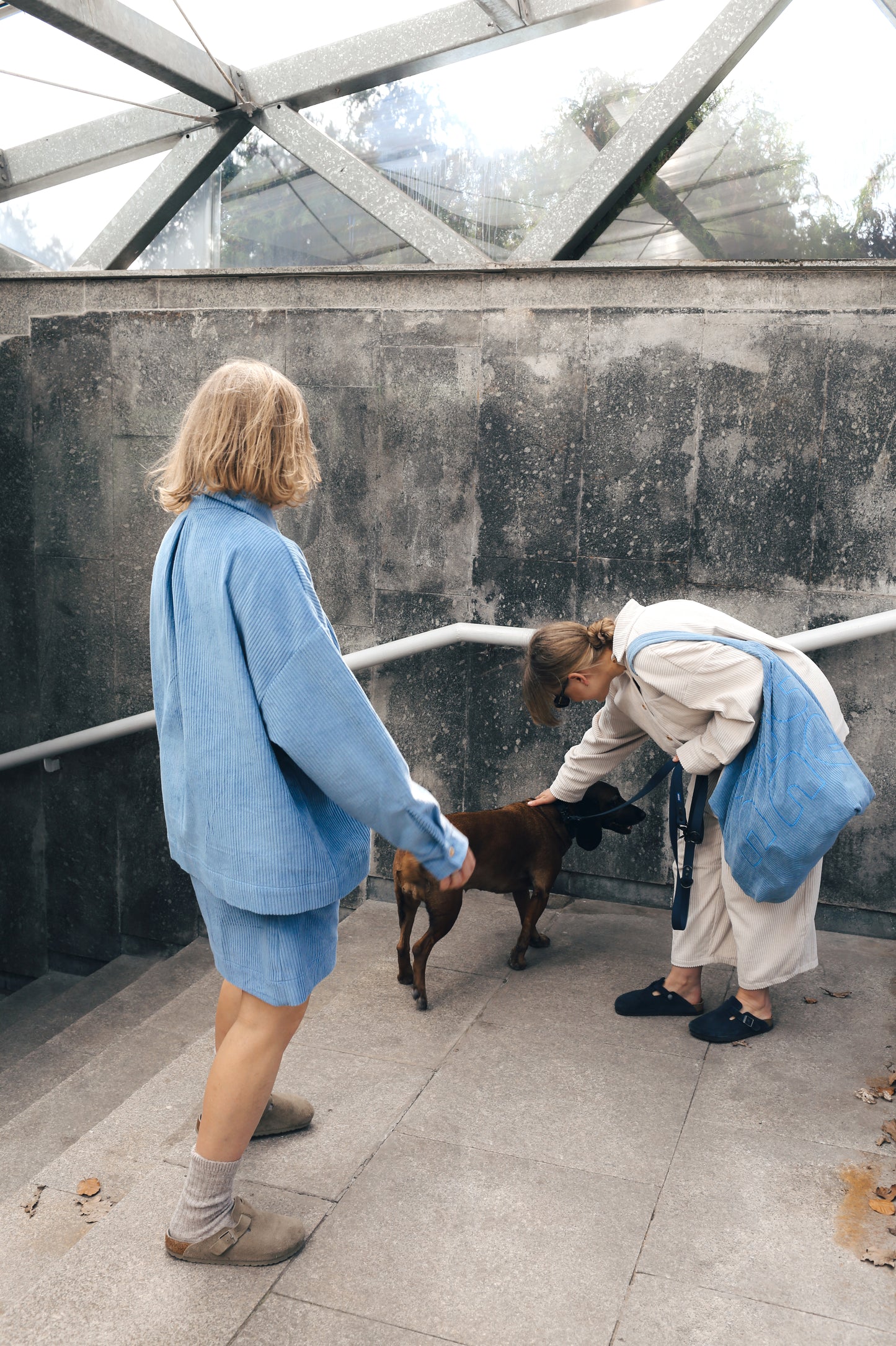SKIRT krótka spódniczka sztruksowa