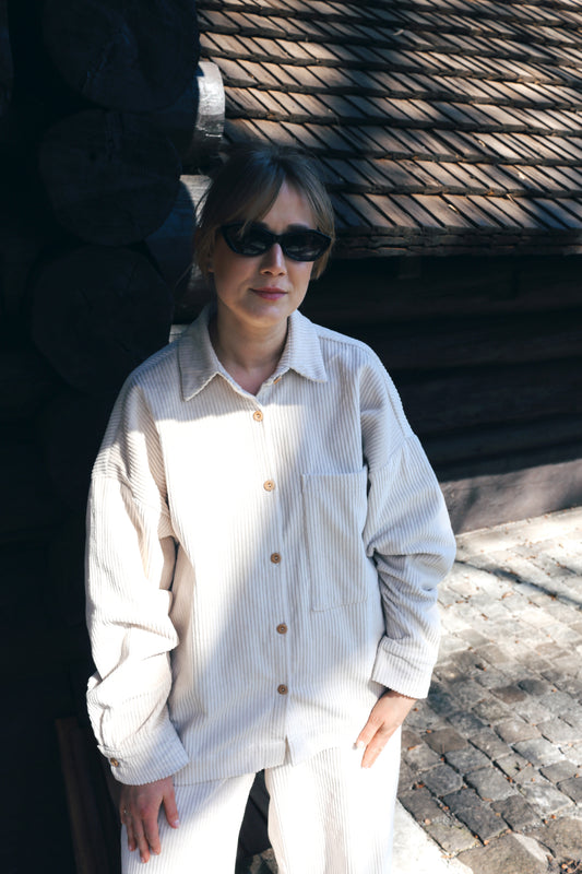 LUNA śmietankowa koszula sztruksowa