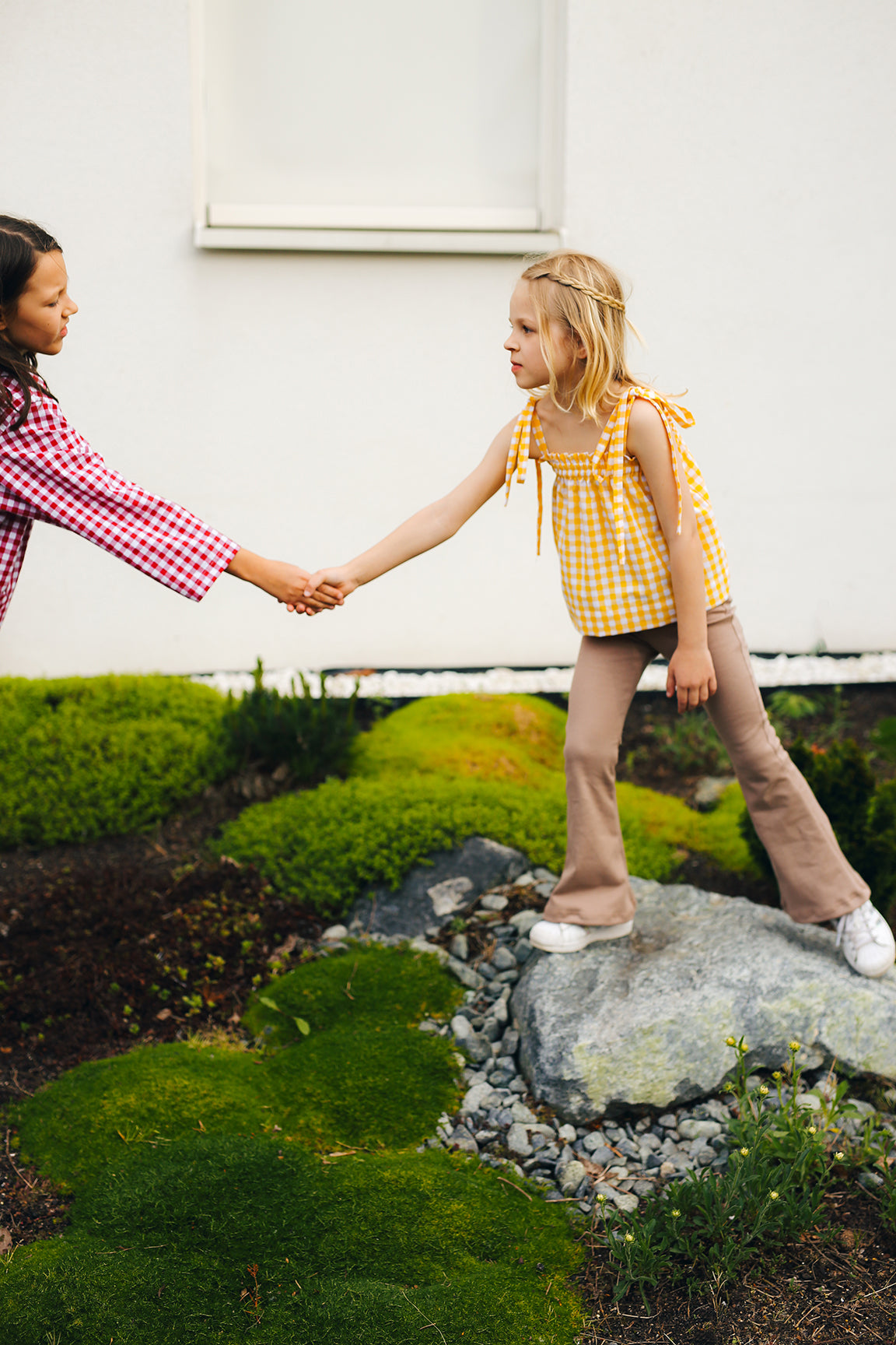 beżowe dzwony dla dzieci